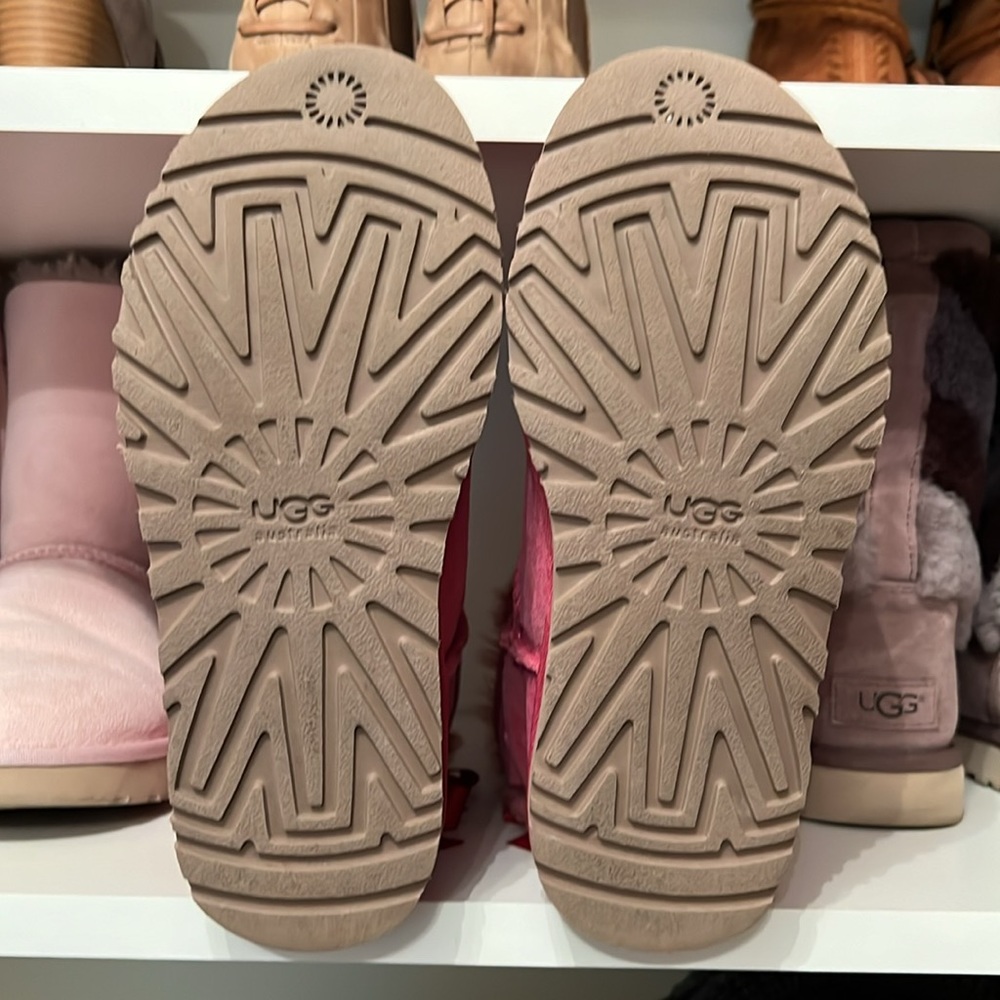 Ugg Bailey Bow - image 3